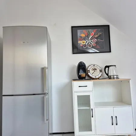 Spacious 4-Room Apartment Ideal For Families And Business Trips In A Quiet Area Schwanewede Exterior foto